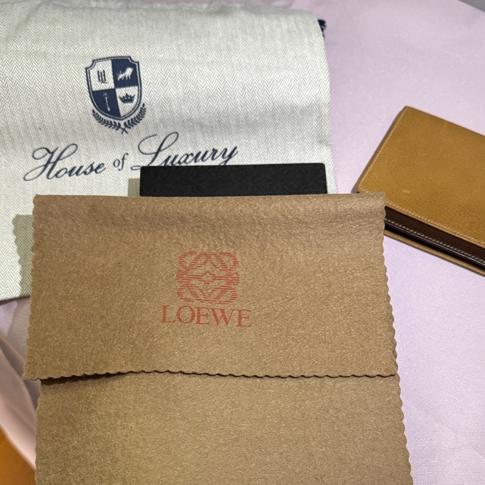 Loewe Camel Leather Long Wallet Complete Set COA - Picture 10 of 12